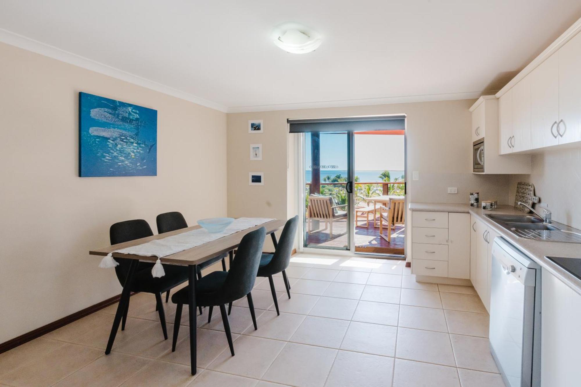Peoples Park Apartamento Coral Bay Exterior foto