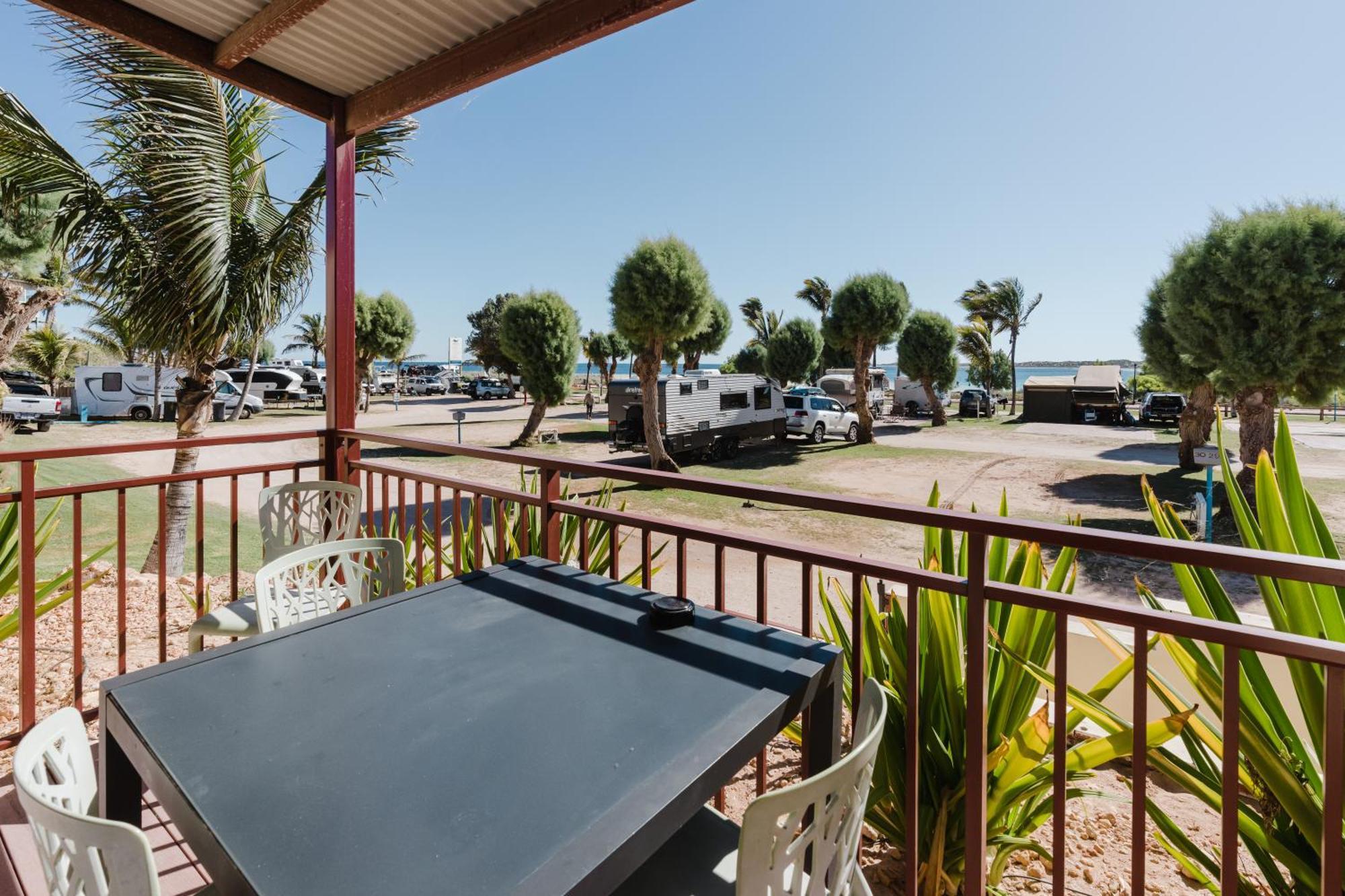 Peoples Park Apartamento Coral Bay Exterior foto