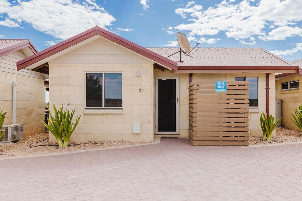 Peoples Park Apartamento Coral Bay Exterior foto