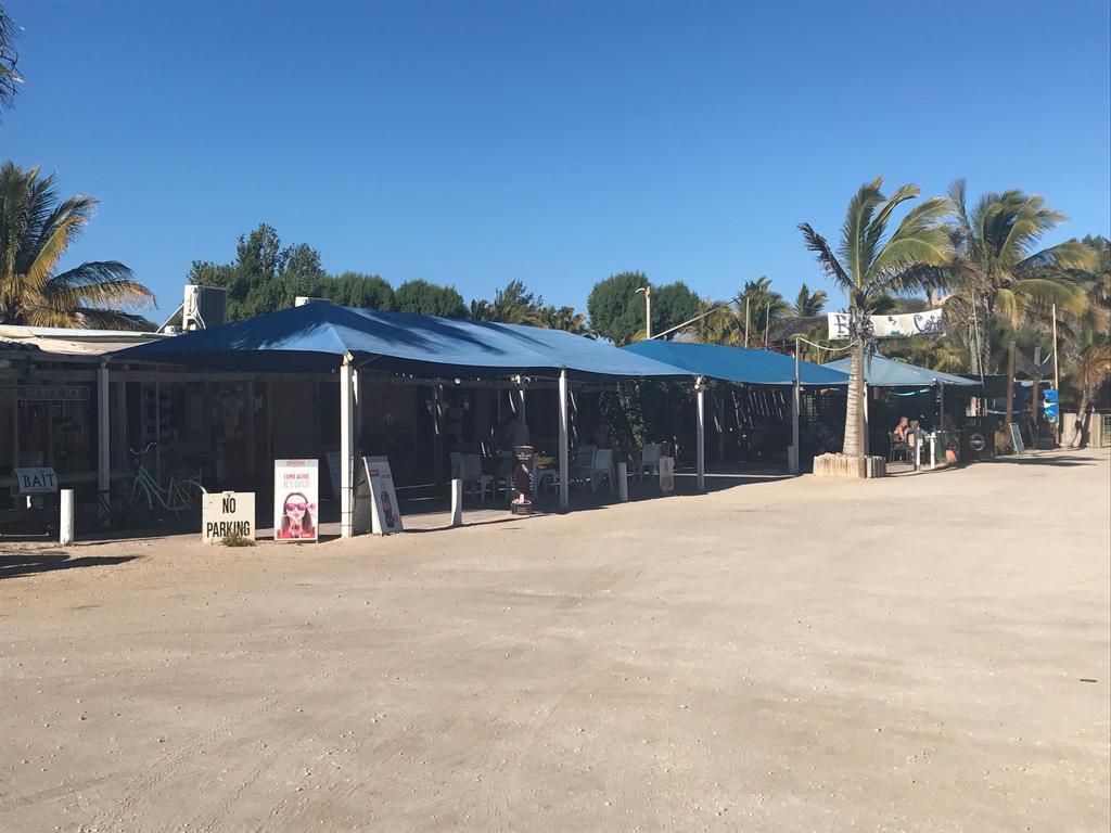 Peoples Park Apartamento Coral Bay Exterior foto